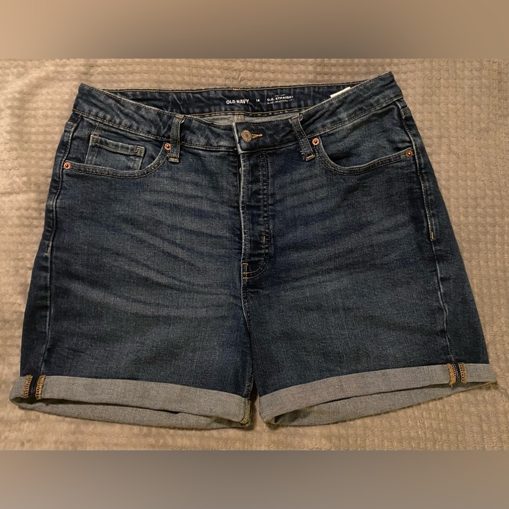 OLD NAVY button fly OG size 14 dark wash denim shorts. Cuff wide leg good cond